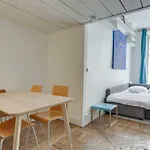 4 People In The Heart Of Saint Germain Des Pres By Weekome